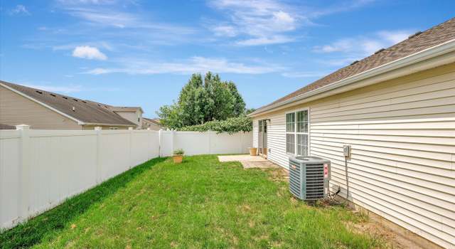 Photo of 609 Bardeen Ln, Champaign, IL 61822