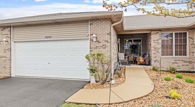 Property at 19242 104th Ave, Mokena, IL 60448, 3 beds, 3 baths
