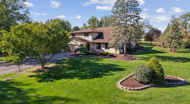 Photo of 13140 Silver Fox Dr, Lemont, IL 60439