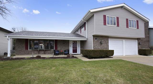 Photo of 1102 Westfield Ln, Schaumburg, IL 60193