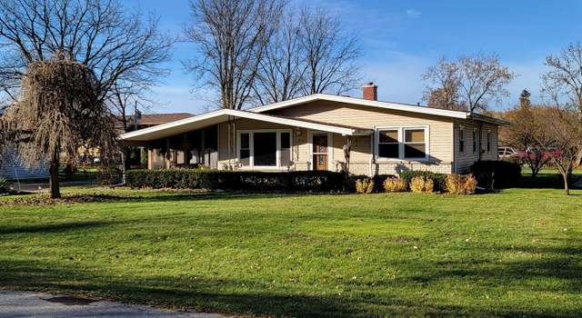 Photo of 1940 Elizabeth Ln, Aurora, IL 60505