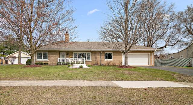 Photo of 447 W Guertin St, St. Anne, IL 60964