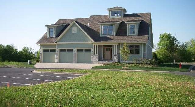 Photo of 13230 Lake Mary Dr, Plainfield, IL 60585