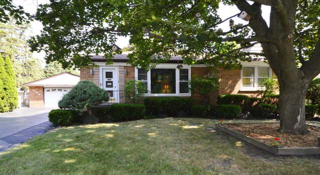 Photo of 8160 W Davis St, Niles, IL 60714