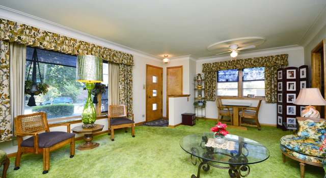 Photo of 8160 W Davis St, Niles, IL 60714