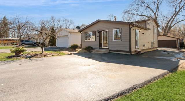 Photo of 918 Bayview Dr, Round Lake Beach, IL 60073