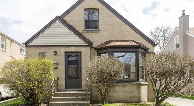 Photo of 7107 N Melvina Ave, Chicago, IL 60646