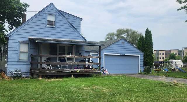 Photo of 404 Pershing Ave, Machesney Park, IL 61115
