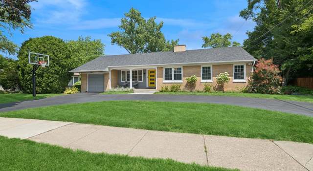 Property at 2017 Bosworth Ln, Northfield, IL 60093, 3 beds, 2 baths