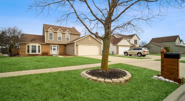 Photo of 1100 Wilmington Ln, Hoffman Estates, IL 60169