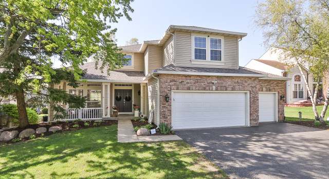 Photo of 416 Prides Run, Lake In The Hills, IL 60156