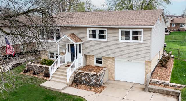 Photo of 7432 161st St, Tinley Park, IL 60477