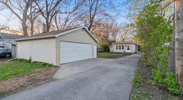Photo of 1416 3rd St, Winthrop Harbor, IL 60096