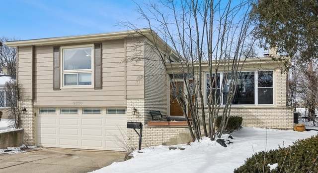 Photo of 9330 Murray Ct, Morton Grove, IL 60053