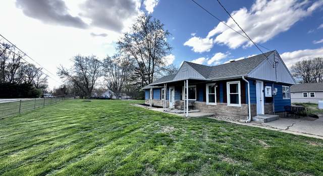 Photo of 442 E Devonshire Rd, Decatur, IL 62521
