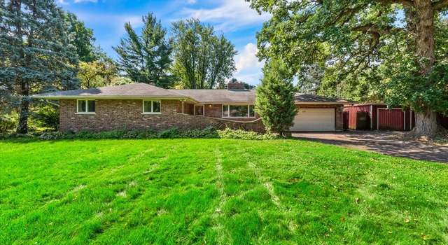 Photo of 1219 Forest Dr, Elgin, IL 60123