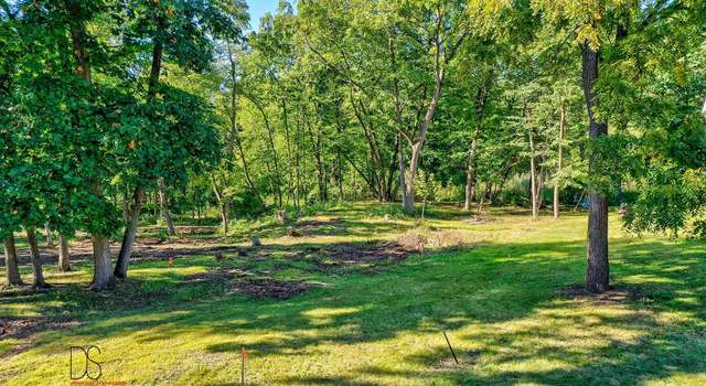 Photo of 420 Deer Timber Ln, Ottawa, IL 61350