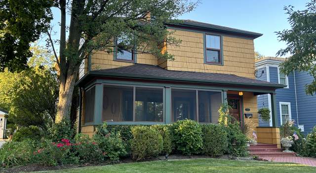 Photo of 310 W Fremont St, Arlington Heights, IL 60004