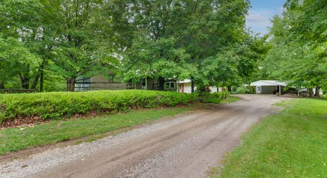 Photo of 14017 Twin Grove Rd, Bloomington, IL 61705