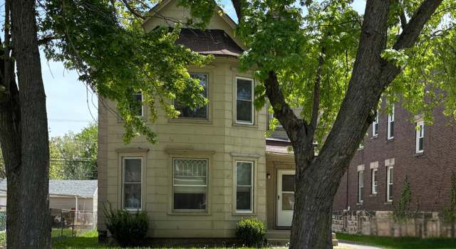Photo of 512 N Hickory St, Joliet, IL 60435