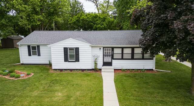 Photo of 202 N Maple St, Armington, IL 61721
