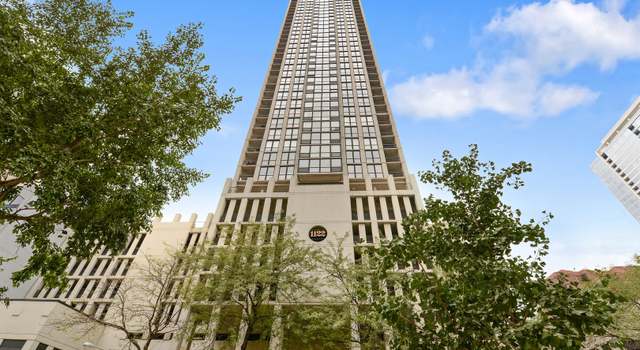 Photo of 1122 N Clark St #3401, Chicago, IL 60610