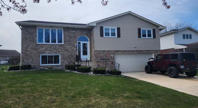 Photo of 19394 Walnut St, Mokena, IL 60448