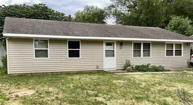 Photo of 611 Ridgewood Ct, Champaign, IL 61821