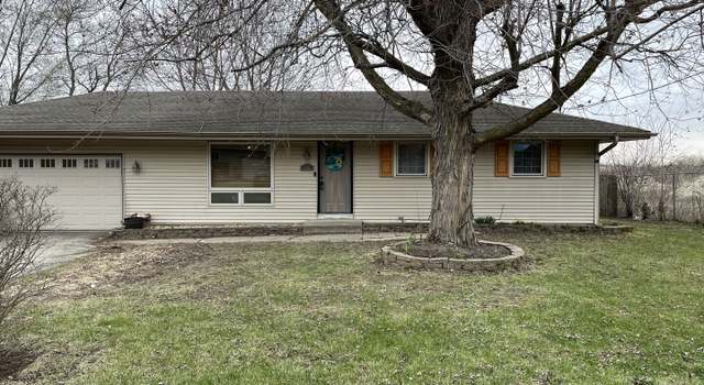 Photo of 420 Wayne Rd, Rochelle, IL 61068