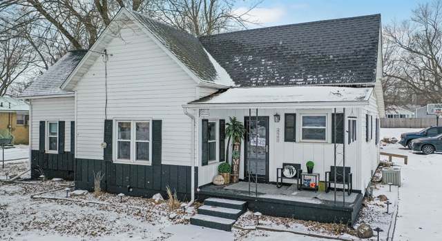 Photo of 421 S Madison St, Cerro Gordo, IL 61818