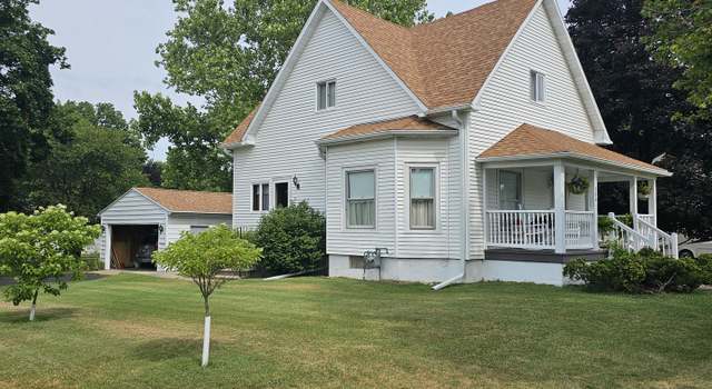 Photo of 206 N Main St, Tampico, IL 61283