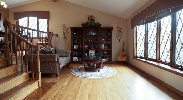 Photo of 16413 Evergreen Dr, Tinley Park, IL 60477