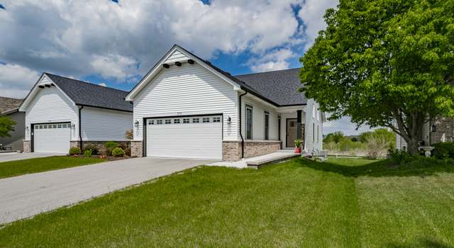Photo of 570 Sudbury Cir, Oswego, IL 60543