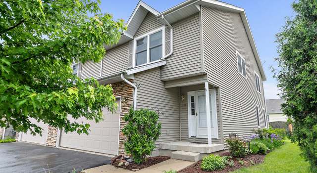 Photo of 1126 Rose Dr, Sycamore, IL 60178