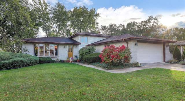 Photo of 809 Chestnut Ln, Darien, IL 60561