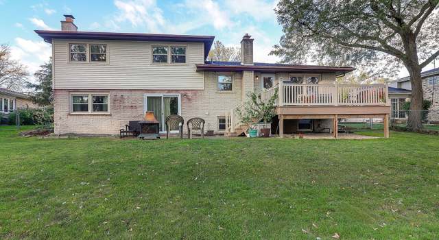Photo of 809 Chestnut Ln, Darien, IL 60561