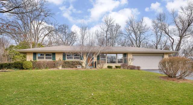 Photo of 38W416 Bonnie Ct, St. Charles, IL 60175