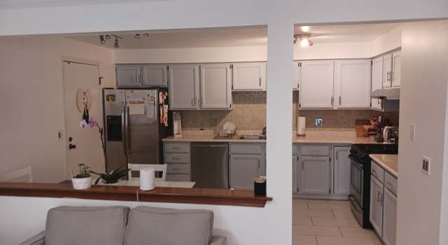 Photo of 8749 W Summerdale Ave Unit 2A, Chicago, IL 60656