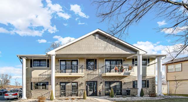 Photo of 102 Kaffel Ct #102, Frankfort, IL 60423