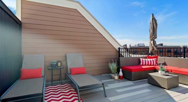 Photo of 3431 N Whipple Ave, Chicago, IL 60618