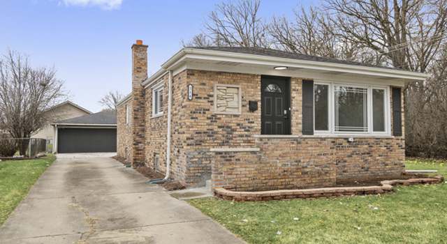 Photo of 214 W 27th Pl, South Chicago Heights, IL 60411
