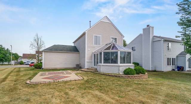 Photo of 1036 Willow Bay Rd, Elgin, IL 60123