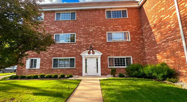 Photo of 6886 W Touhy Ave Unit B, Niles, IL 60714