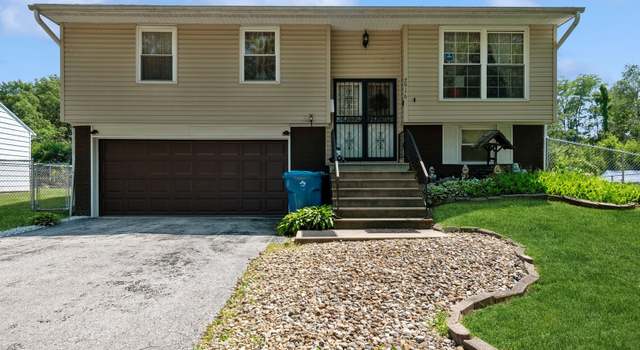 Photo of 2916 Nichols Dr, Sauk Village, IL 60411