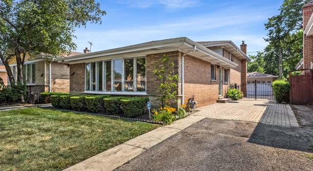 Photo of 4647 Howard St, Skokie, IL 60076