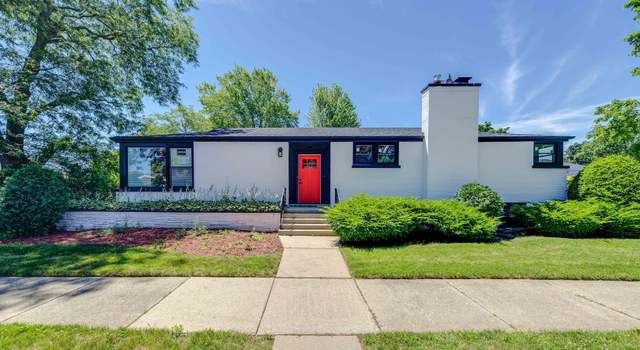Property at 4021 W Estes Ave, Lincolnwood, IL 60712, 4 beds, 2 baths