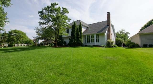 Photo of 1908 Montclair Dr, Naperville, IL 60565