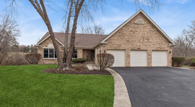 Photo of 5051 Thornbark Dr, Hoffman Estates, IL 60010
