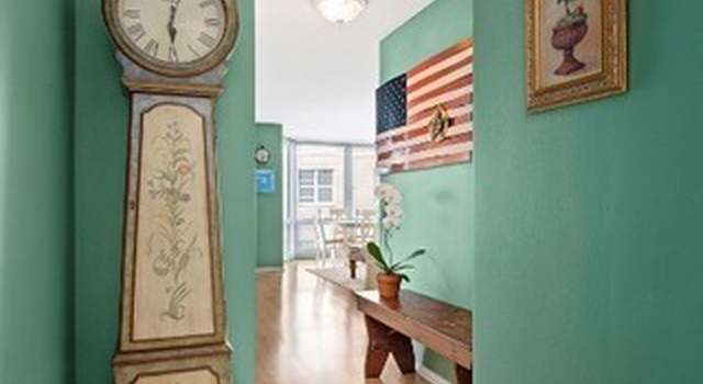 Photo of 21 W Goethe St Unit 15B, Chicago, IL 60610