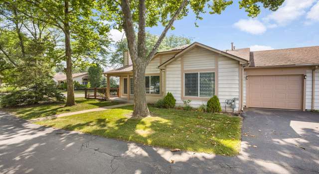 Photo of 1817 Appaloosa Dr, Naperville, IL 60565